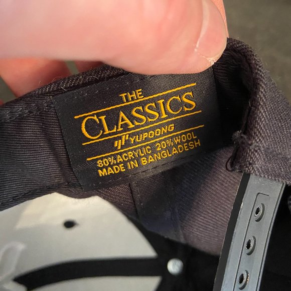 Hyper Yupoong Snapback - Black - Picture 8 of 8